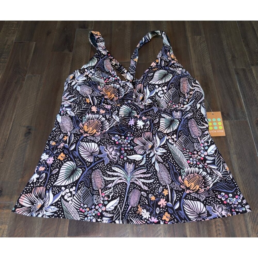 Title Nine  Tankini Top Swim Top 101121 Medium D Floral Purple Black